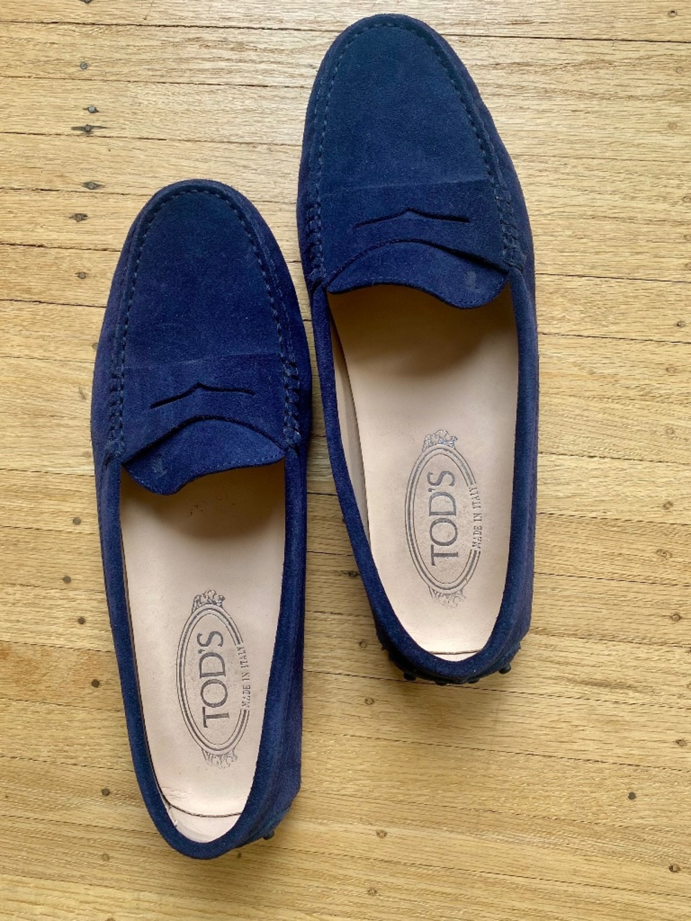 Tod’s Gommino Driving Loafers | Size 39.5 | Like New | Italian Luxury